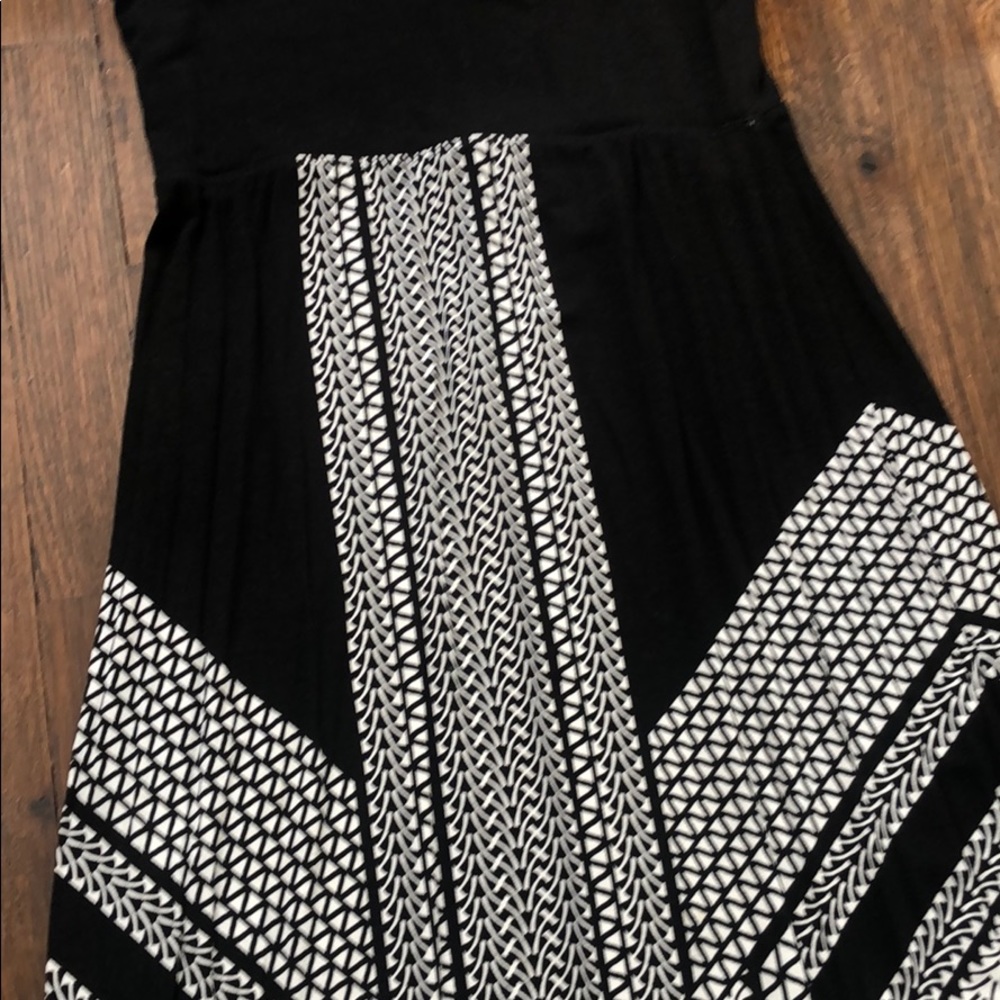 New - Picture 2 of 2